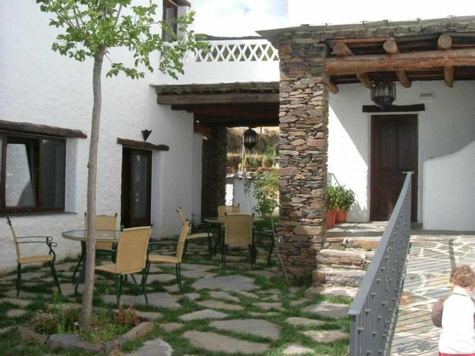 Hotel Maravedi Pitres Exterior photo